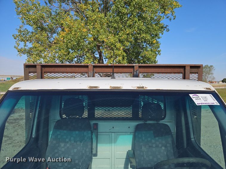 image for item DP2440 2006 Dodge Sprinter 3500  flatbed van