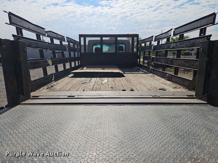 image for item DP2440 2006 Dodge Sprinter 3500  flatbed van