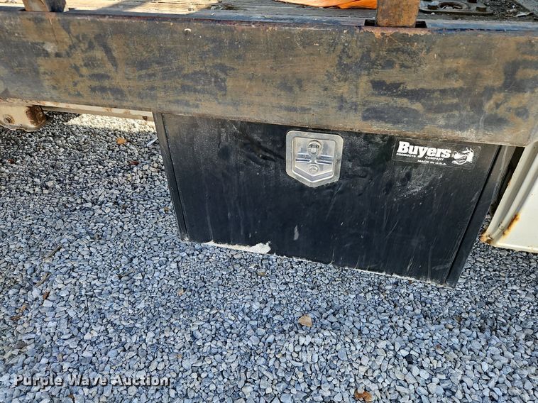 image for item DP2440 2006 Dodge Sprinter 3500  flatbed van