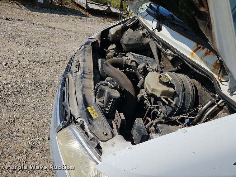 image for item DP2440 2006 Dodge Sprinter 3500  flatbed van