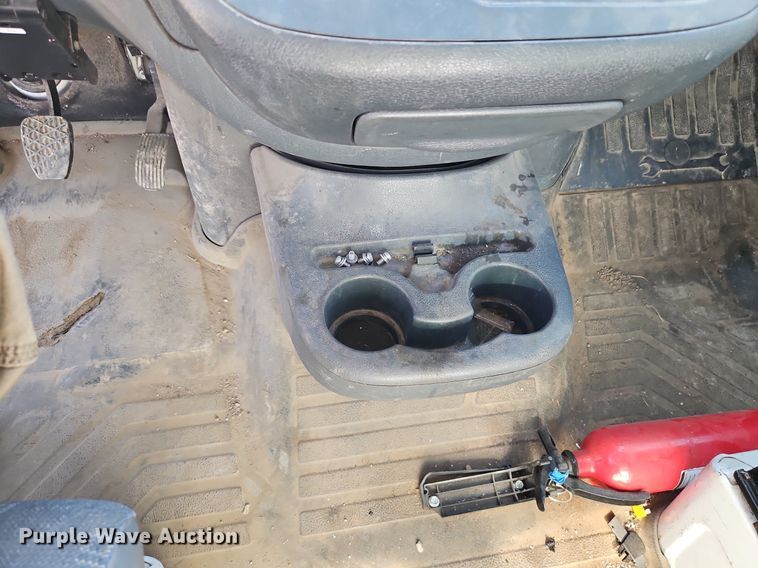 image for item DP2440 2006 Dodge Sprinter 3500  flatbed van