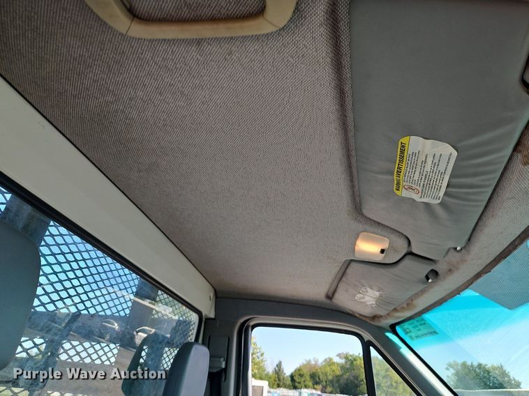 image for item DP2440 2006 Dodge Sprinter 3500  flatbed van