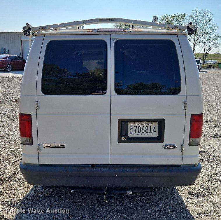 image for item DP2443 2005 Ford E250  van