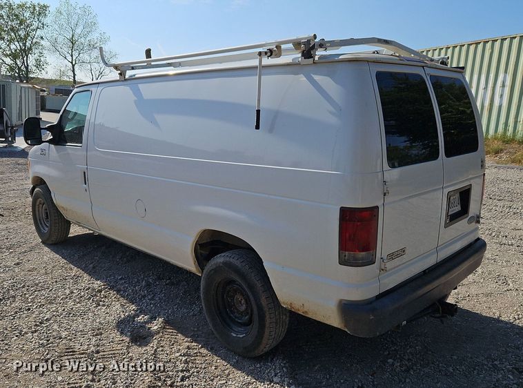 image for item DP2443 2005 Ford E250  van
