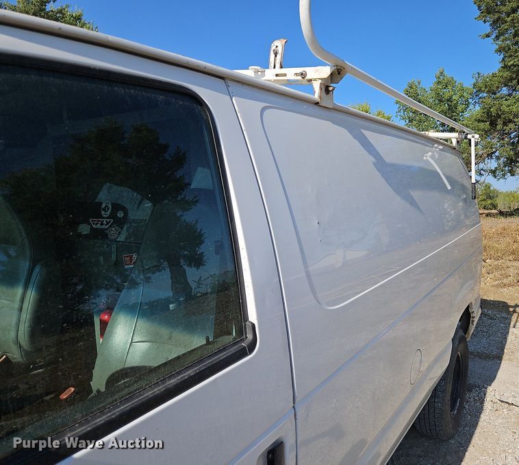 image for item DP2443 2005 Ford E250  van