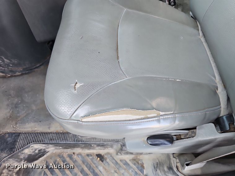 image for item DP2443 2005 Ford E250  van