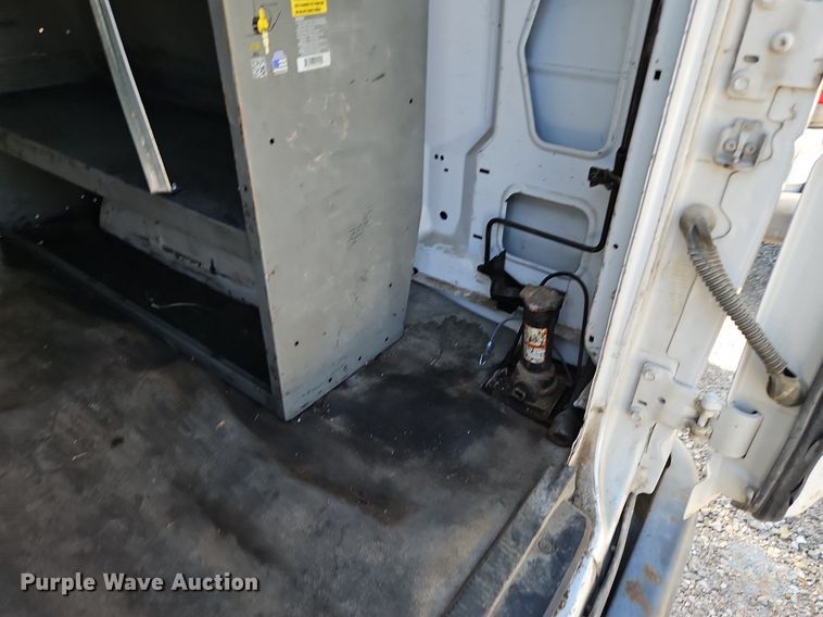 image for item DP2443 2005 Ford E250  van