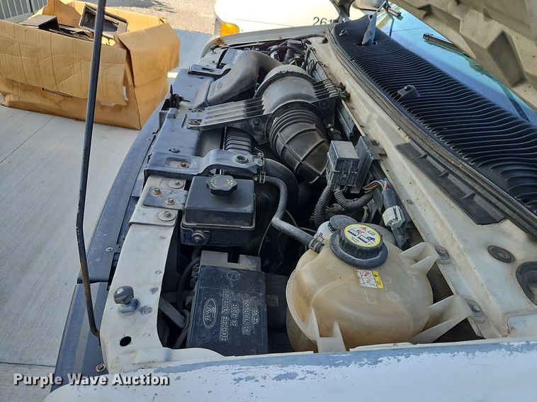 image for item DP2443 2005 Ford E250  van