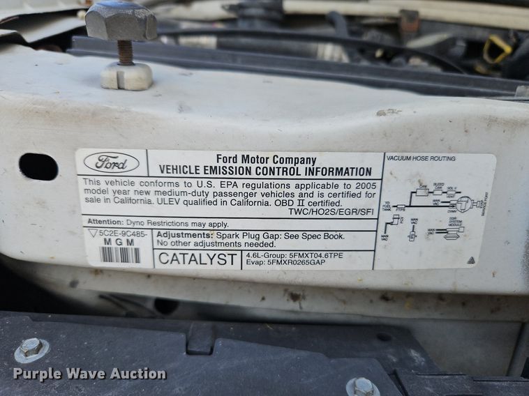 image for item DP2443 2005 Ford E250  van