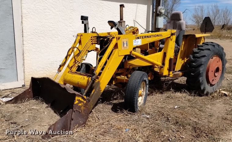 image for item DP3412 International 2500B  tractor