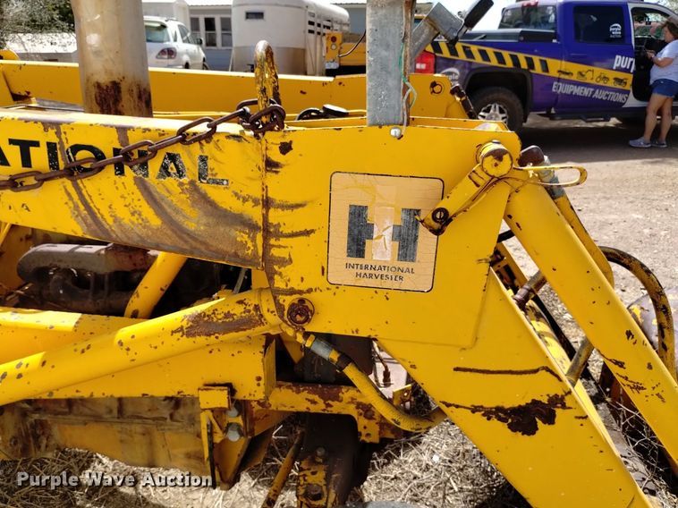 image for item DP3412 International 2500B  tractor