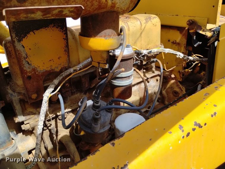 image for item DP3412 International 2500B  tractor