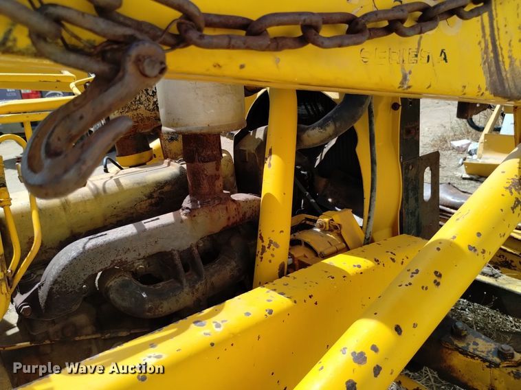 image for item DP3412 International 2500B  tractor