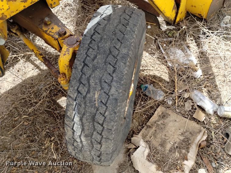 image for item DP3412 International 2500B  tractor