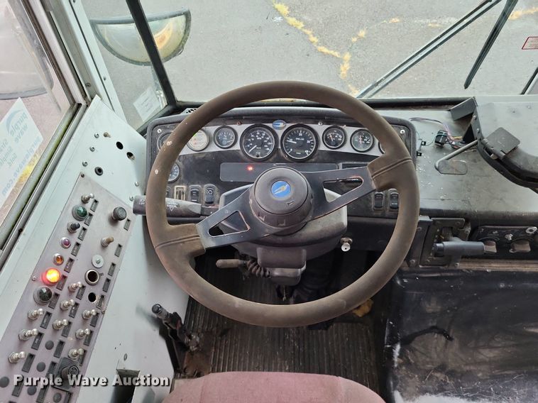 image for item DP5255 2001 Blue Bird All American  school bus