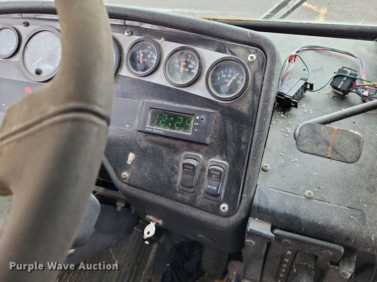 image for item DP5255 2001 Blue Bird All American  school bus