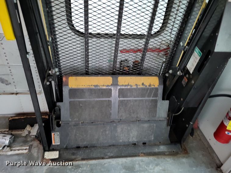 image for item DP5255 2001 Blue Bird All American  school bus