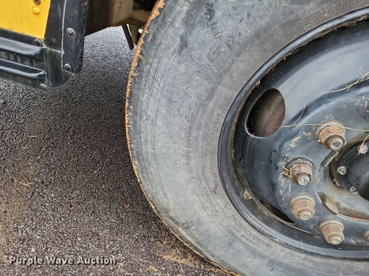 image for item DP5255 2001 Blue Bird All American  school bus