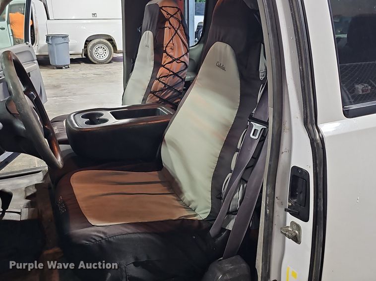 image for item DQ0132 2013 Chevrolet Silverado 1500  Ext. Cab pickup truck