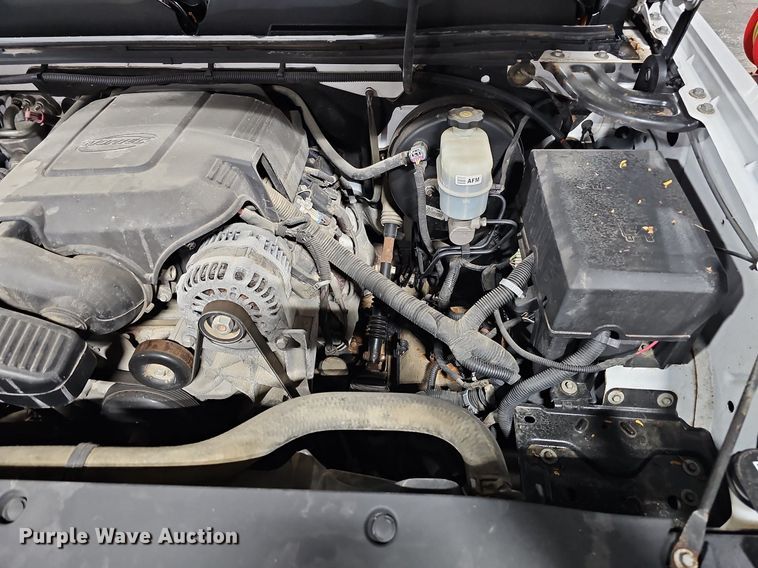 image for item DQ0132 2013 Chevrolet Silverado 1500  Ext. Cab pickup truck