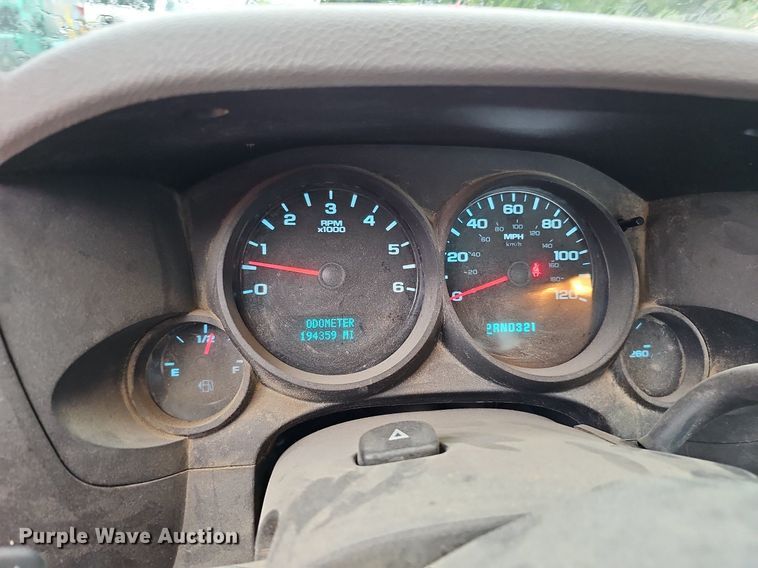 image for item DQ0133 2013 Chevrolet Silverado 1500  pickup truck