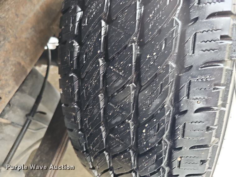 image for item DQ0133 2013 Chevrolet Silverado 1500  pickup truck