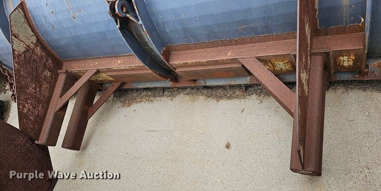 image for item DQ0207 132" W snow plow