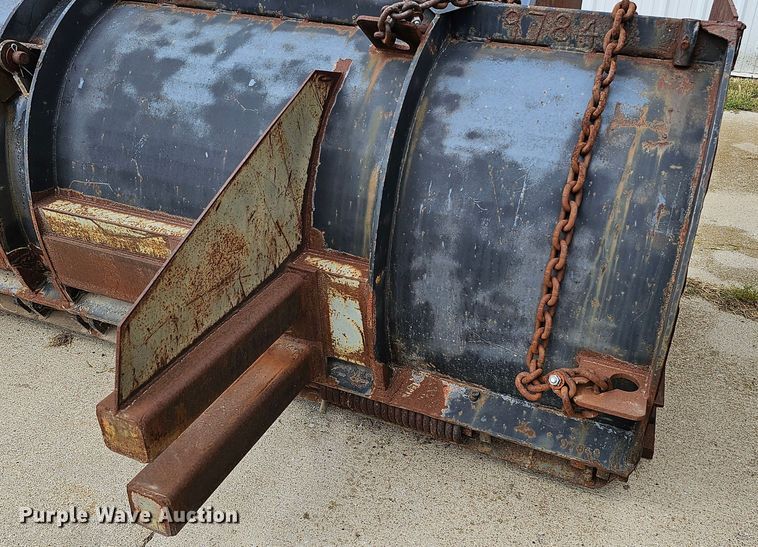 image for item DQ0208 132" W snow plow