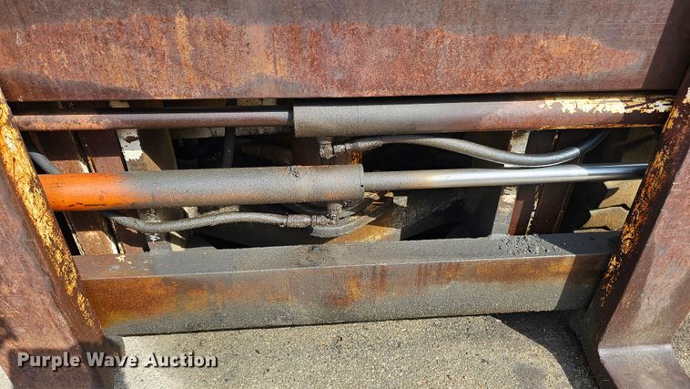 image for item DQ0209 Hyster 30  forklift