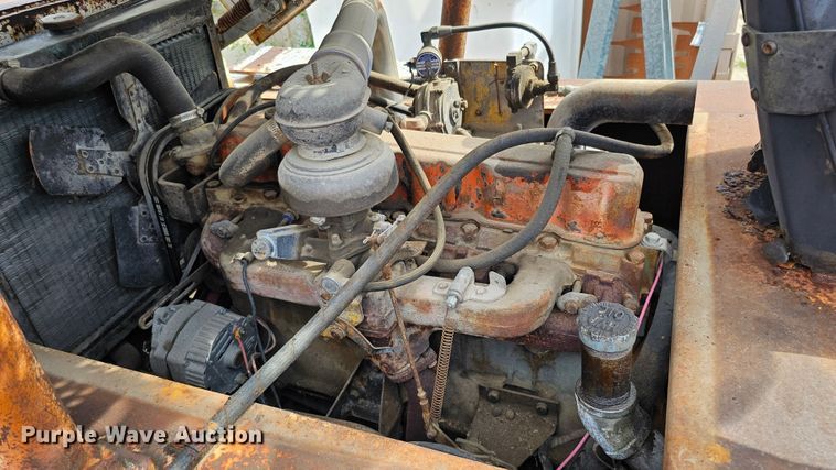 image for item DQ0209 Hyster 30  forklift