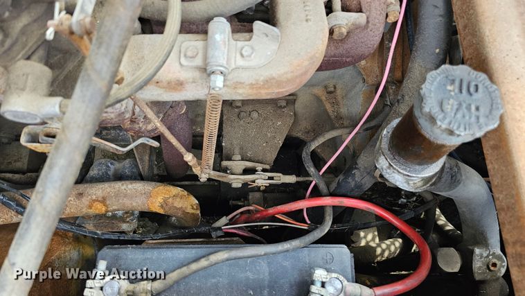 image for item DQ0209 Hyster 30  forklift