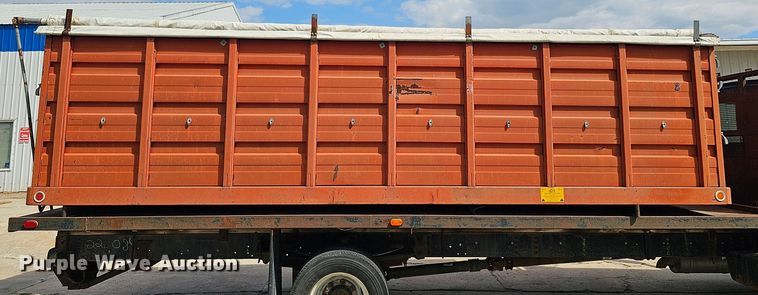 image for item DQ0211 Knapheide grain bed