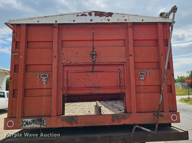 image for item DQ0211 Knapheide grain bed