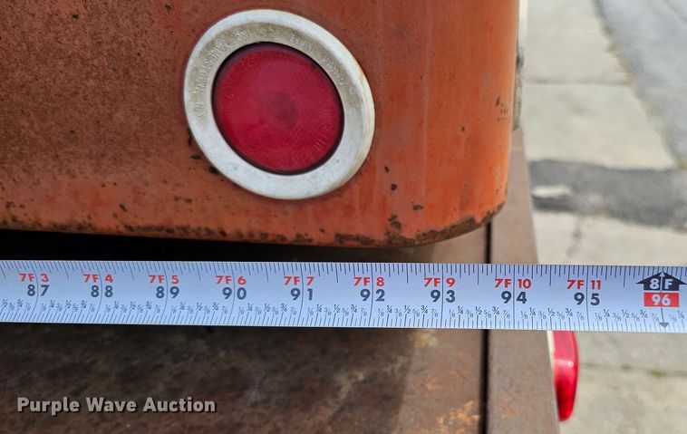 image for item DQ0211 Knapheide grain bed