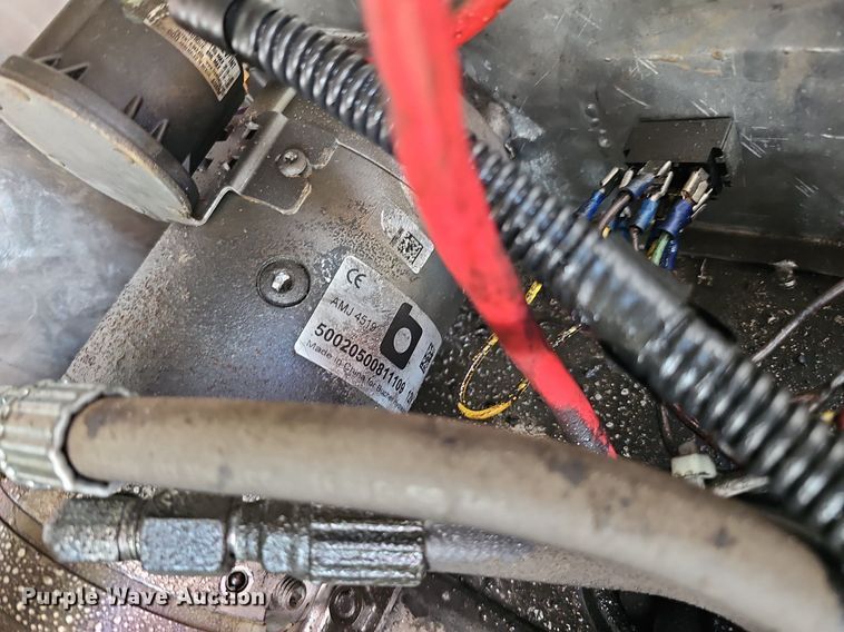 image for item DQ0252 2014 JD Welding & Sandblasting LLC  mobile home toter bed