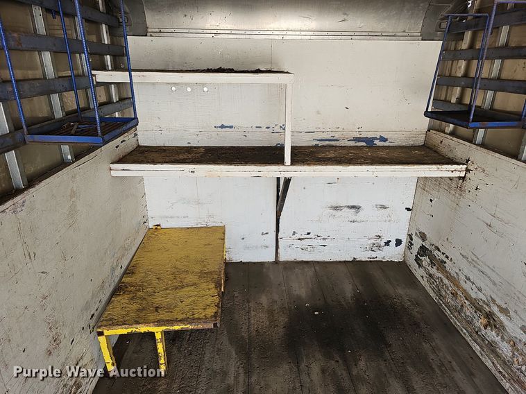 image for item DQ0309 2001 Isuzu NPR  box truck