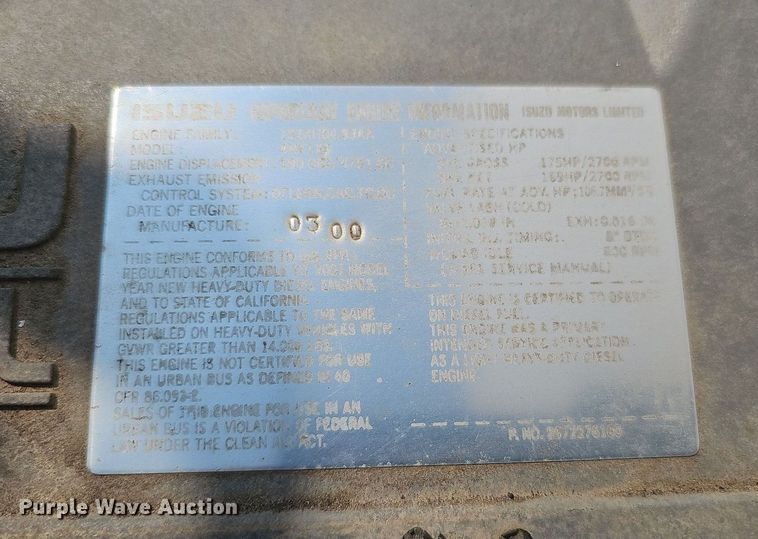 image for item DQ0309 2001 Isuzu NPR  box truck