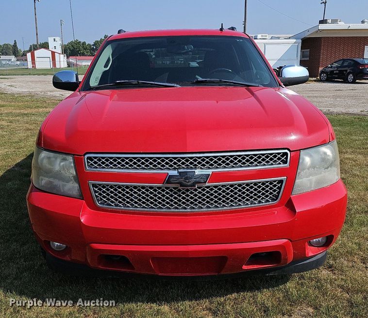 image for item DQ0313 2007 Chevrolet Avalanche LTZ  Crew Cab pickup truck