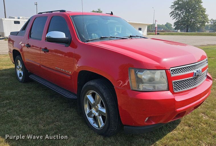 image for item DQ0313 2007 Chevrolet Avalanche LTZ  Crew Cab pickup truck