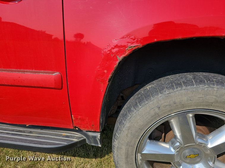 image for item DQ0313 2007 Chevrolet Avalanche LTZ  Crew Cab pickup truck