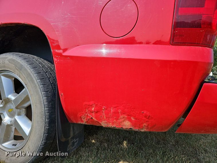 image for item DQ0313 2007 Chevrolet Avalanche LTZ  Crew Cab pickup truck