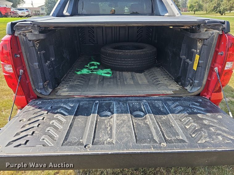 image for item DQ0313 2007 Chevrolet Avalanche LTZ  Crew Cab pickup truck