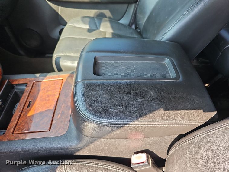 image for item DQ0313 2007 Chevrolet Avalanche LTZ  Crew Cab pickup truck