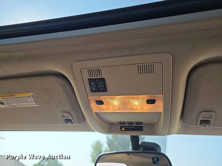 image for item DQ0313 2007 Chevrolet Avalanche LTZ  Crew Cab pickup truck