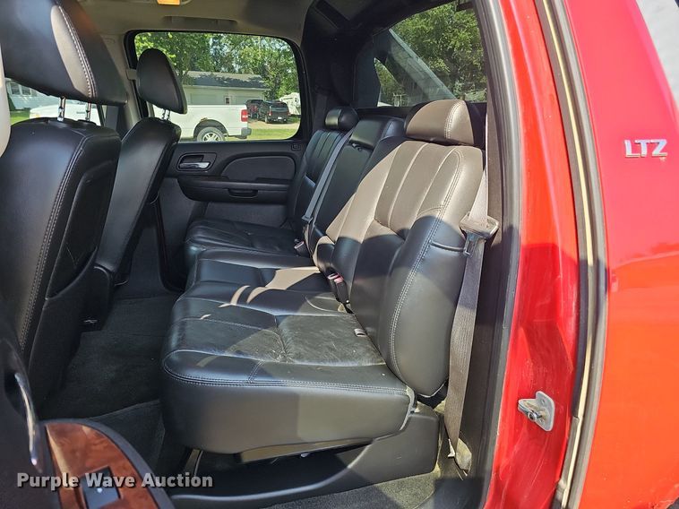 image for item DQ0313 2007 Chevrolet Avalanche LTZ  Crew Cab pickup truck