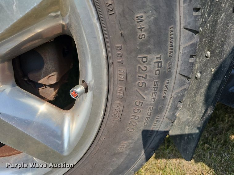 image for item DQ0313 2007 Chevrolet Avalanche LTZ  Crew Cab pickup truck