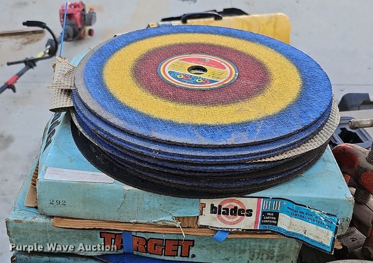 image for item DQ0325 Tools