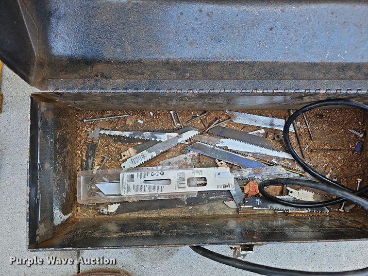 image for item DQ0325 Tools