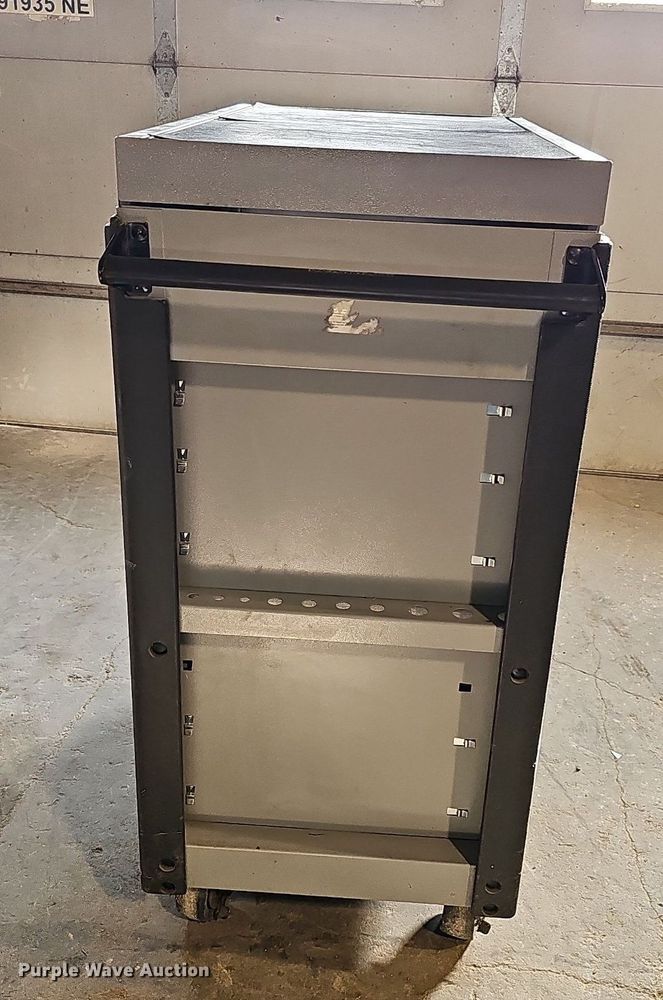 image for item DQ0328 Cornwell  toolbox