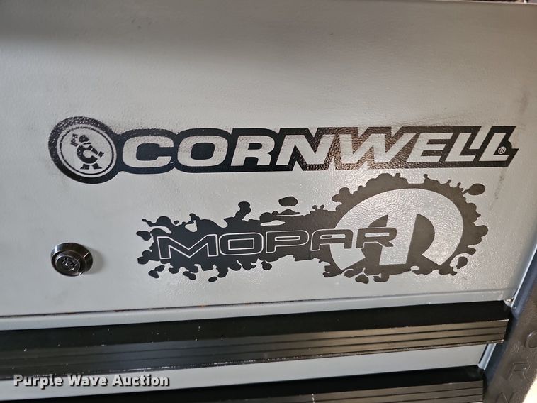 image for item DQ0328 Cornwell  toolbox